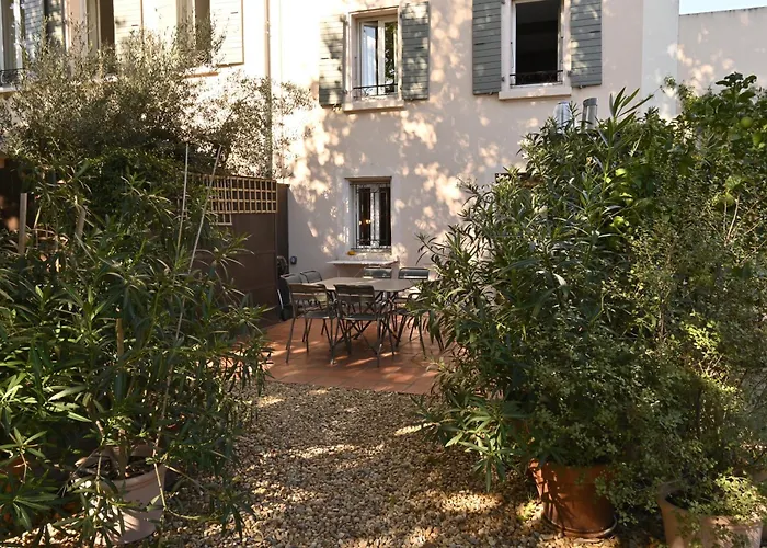 Bastide Le Petit Clos - Les 2 * Perpignan